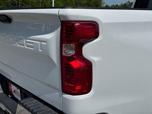 Used 2022 Chevrolet Silverado 1500 W/T RWD image 13