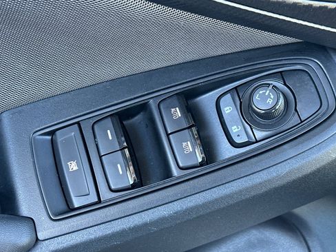 Used 2022 Subaru Impreza 2.0i Sport image 13