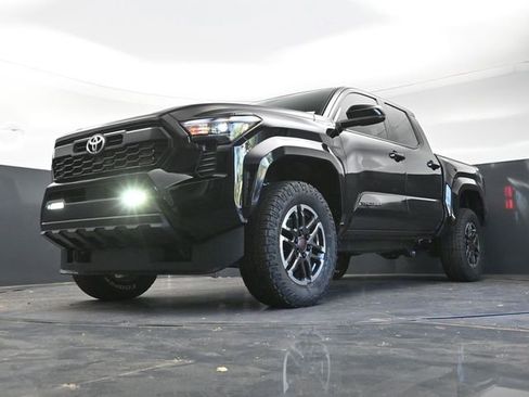 Used 2025 Toyota Tacoma TRD Sport RWD image 37