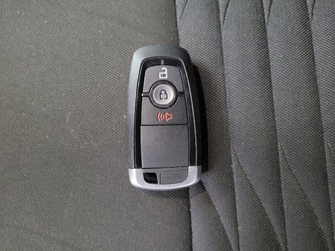 Used 2020 Ford Explorer XLT w/ Class III Trailer Tow Package image 32