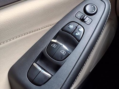 Certified 2020 Nissan Maxima 3.5 SL w/ Floor Mat Group image 27