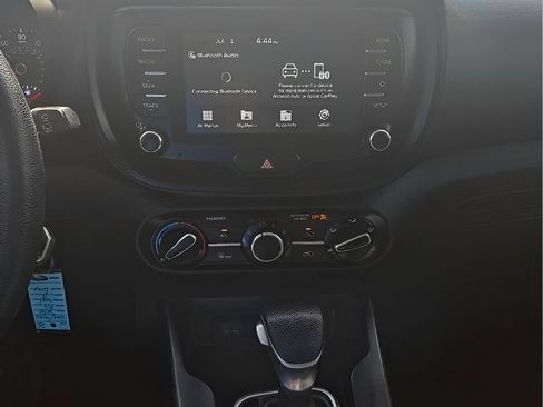 Used 2020 Kia Soul S FWD image 20