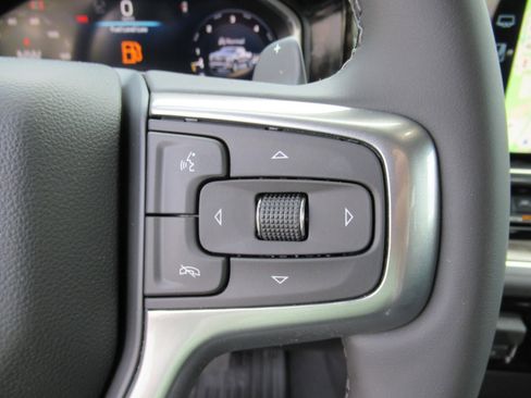 New 2026 Chevrolet Silverado 1500 LTZ w/ LTZ Convenience Package II AWD/4WD image 24