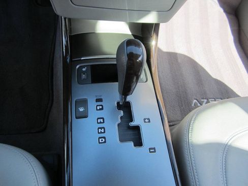 Used 2011 Hyundai Azera Limited FWD image 28