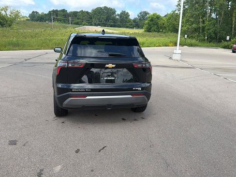 Used 2025 Chevrolet Equinox LT AWD/4WD image 5