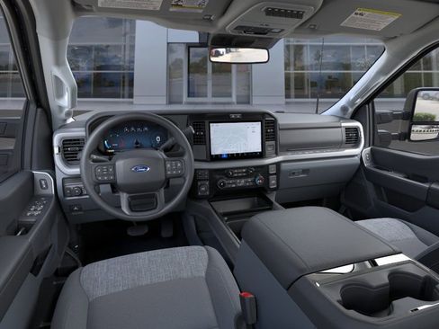 New 2026 Ford F350 XLT w/ XLT Premium Package AWD/4WD image 9
