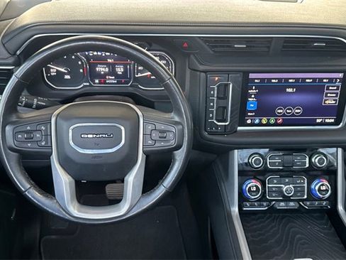 Used 2021 GMC Yukon XL Denali w/ LPO, Illumination Package image 14