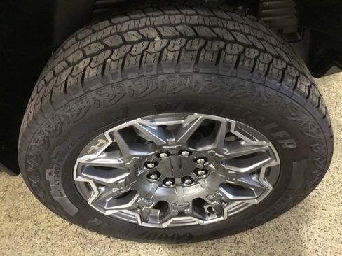 New 2025 GMC Hummer EV 3X image 17