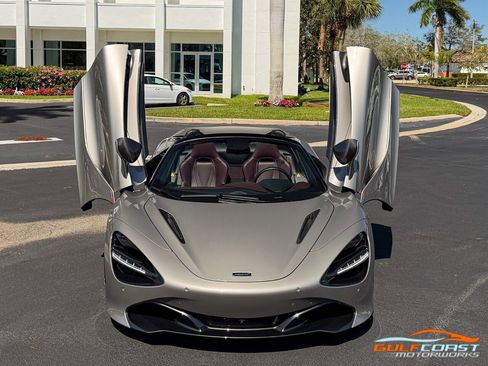 Used 2020 McLaren 720S Performance image 8