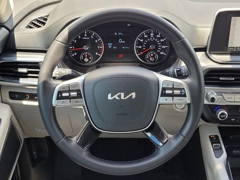 Used 2022 Kia Telluride S FWD image 10