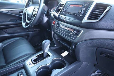 Used 2017 Honda Ridgeline RTL image 15