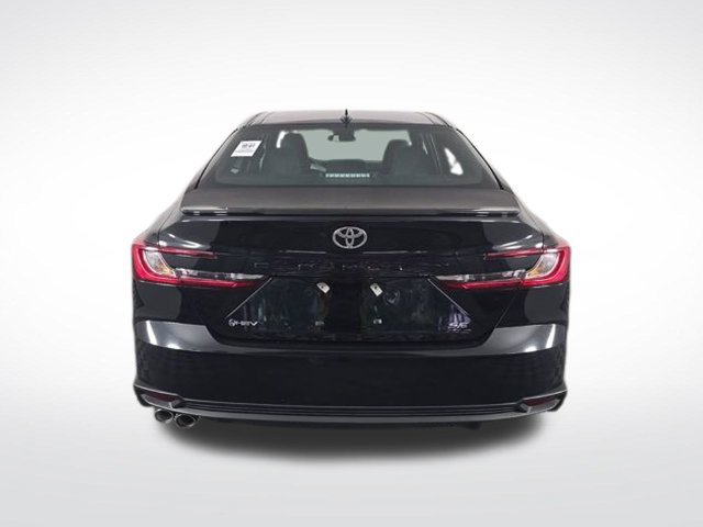 Used 2025 Toyota Camry SE FWD image 6