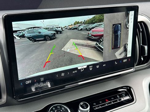 New 2025 Ford Expedition Max Active AWD/4WD image 32