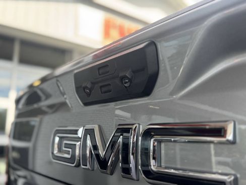 Used 2024 GMC Sierra 3500 Denali Ultimate AWD/4WD image 16