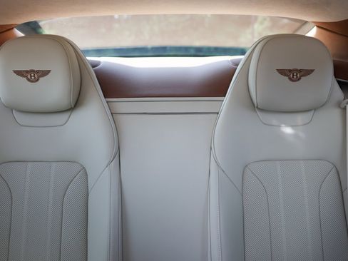 Used 2024 Bentley Continental GT image 39