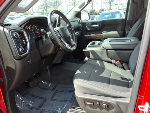 Used 2021 Chevrolet Silverado 1500 RST w/ Z71 Off-Road Package AWD/4WD image 10
