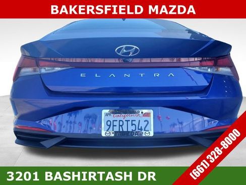Used 2023 Hyundai Elantra SEL w/ Convenience Package image 9