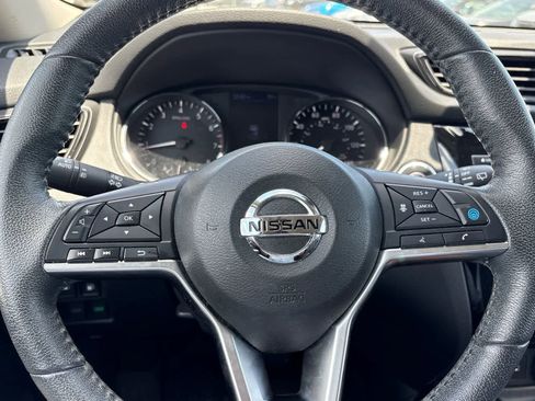 Used 2020 Nissan Rogue SL w/ Premium Package FWD image 24