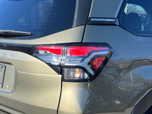 Certified 2025 Subaru Forester Premium image 6