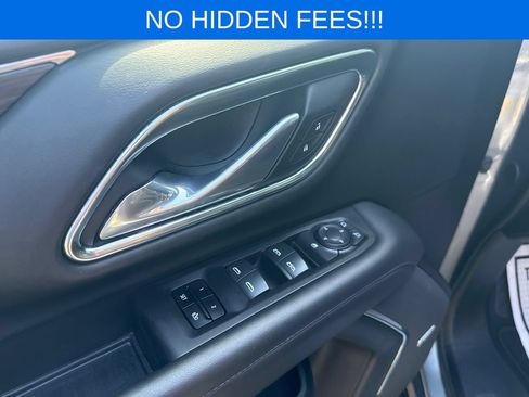 Used 2024 Chevrolet Tahoe LT RWD image 8