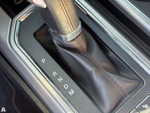 Used 2019 Ford F150 Platinum w/ Technology Package AWD/4WD image 27