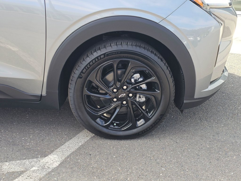 New 2027 Chevrolet Bolt RS w/ Technology Package FWD image 9