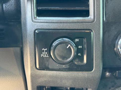 Used 2017 Ford F350 XL w/ Power Equipment Group AWD/4WD image 14