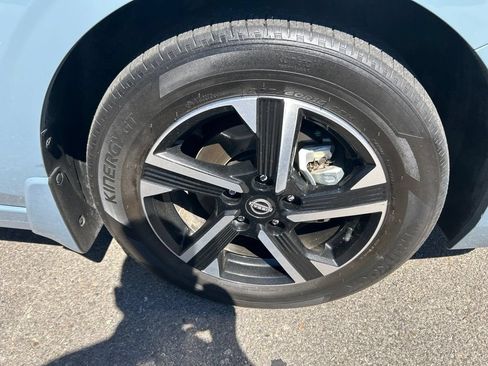 Used 2025 Nissan Sentra SV FWD image 24