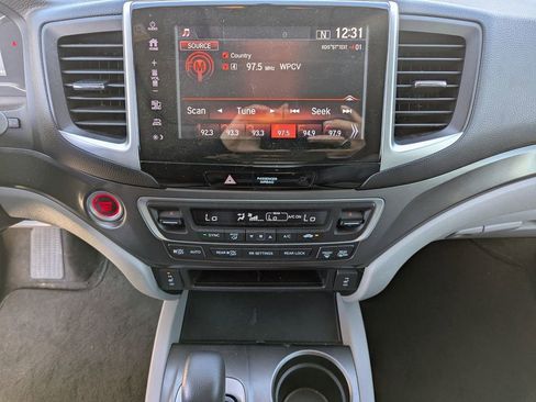 Used 2017 Honda Pilot EX-L image 21