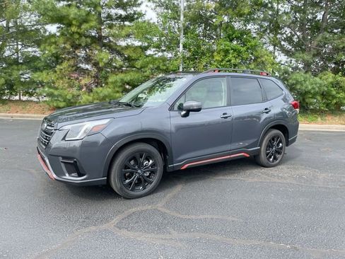 Used 2024 Subaru Forester Sport image 2