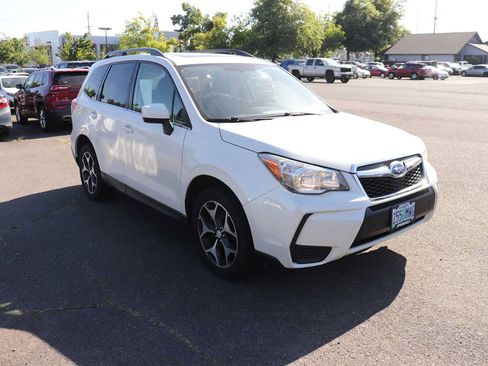 Used 2016 Subaru Forester 2.0XT Premium AWD/4WD image 3