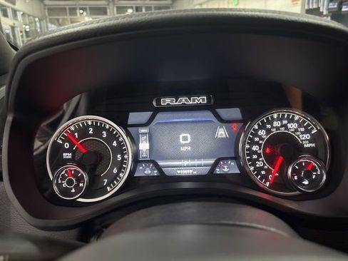 Used 2025 RAM 1500 Laramie image 18
