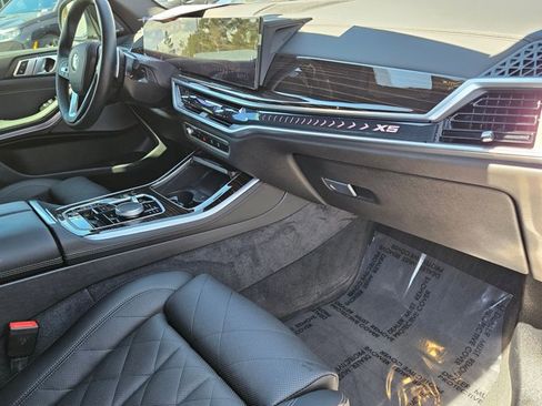 Used 2026 BMW X5 sDrive40i image 22