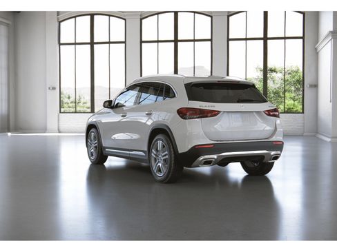 Certified 2023 Mercedes-Benz GLA 250 4MATIC image 43