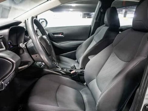 Certified 2021 Toyota Corolla LE image 17