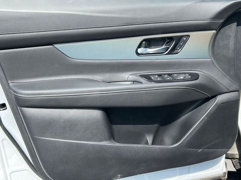 New 2025 Nissan Murano SL AWD/4WD image 13