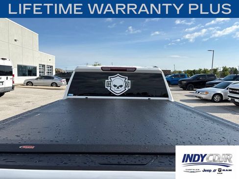 Used 2025 Chevrolet Silverado 2500 Custom w/ Custom Value Package AWD/4WD image 11