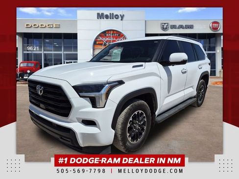 Used 2025 Toyota Sequoia SR5 w/ SR5 Premium Package AWD/4WD image 1