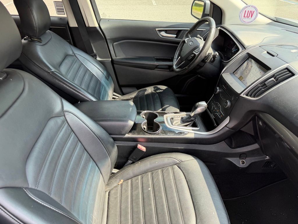 Used 2016 Ford Edge SEL w/ Equipment Group 201A FWD image 15