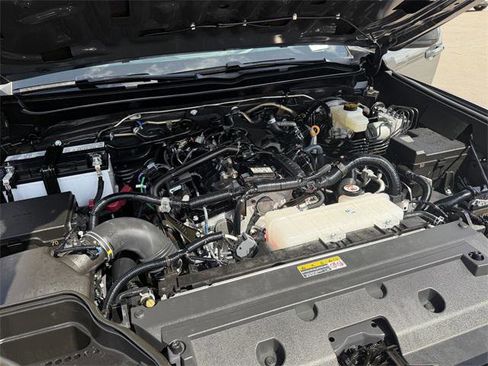 Certified 2025 Toyota Tacoma SR5 image 24