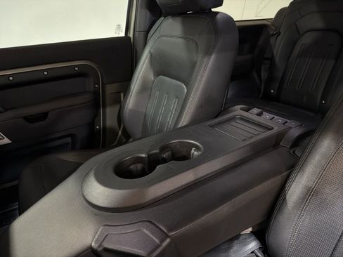 Used 2021 Land Rover Defender 90 First Edition image 26
