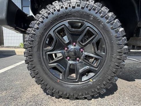 Used 2016 Jeep Wrangler Unlimited Sport image 3