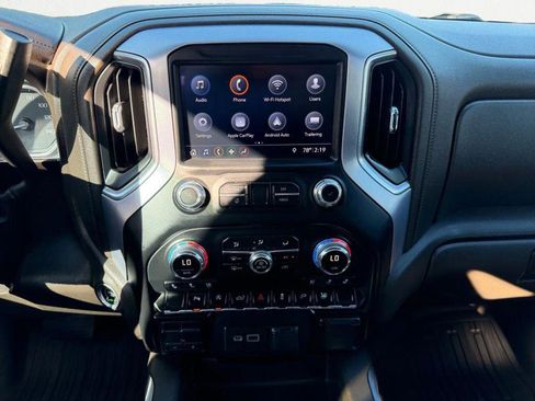 Used 2019 GMC Sierra 1500 SLT image 13