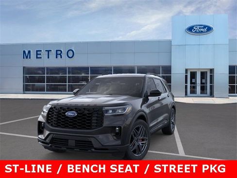 New 2025 Ford Explorer ST-Line w/ ST-Line Street Pack image 3