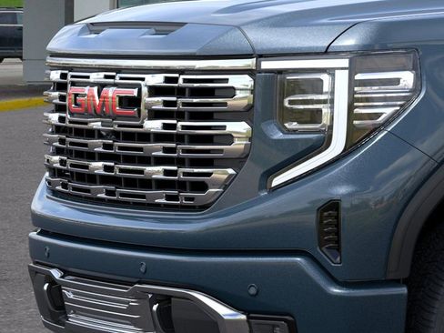New 2026 GMC Sierra 1500 Denali w/ Denali Reserve Package AWD/4WD image 15