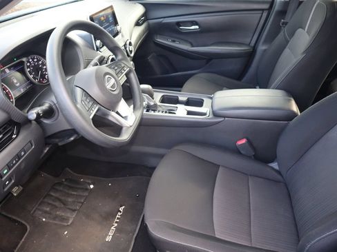 Certified 2025 Nissan Sentra SV FWD image 15