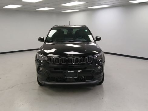 New 2026 Jeep Compass Latitude image 3
