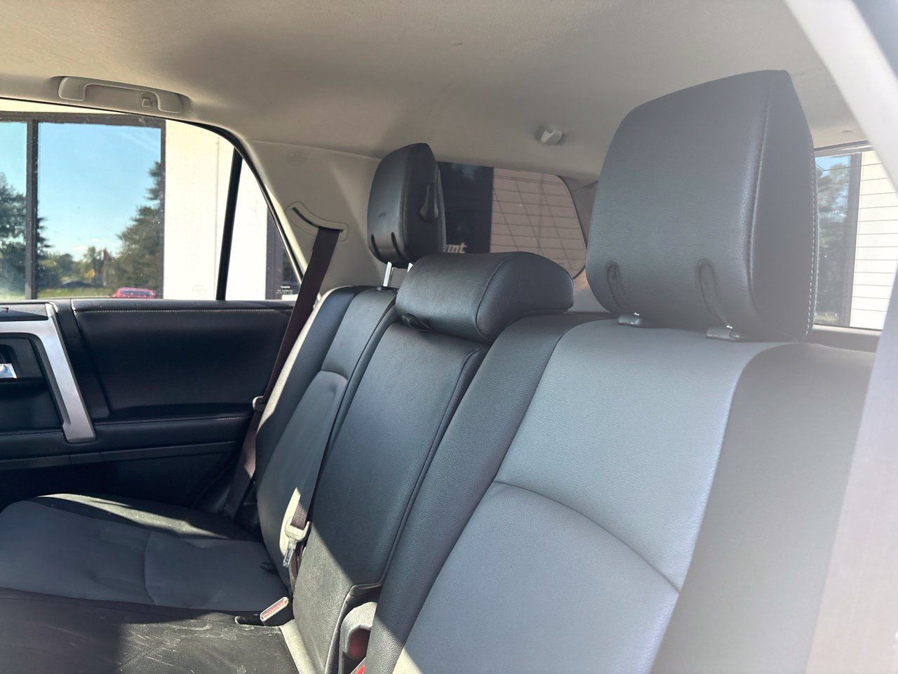 Used 2019 Toyota 4Runner SR5 Premium RWD image 5