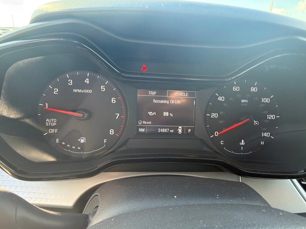 Used 2026 Chevrolet Trax LS FWD image 16