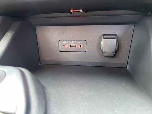 Used 2022 Nissan Sentra SV image 25